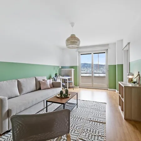Apartment Cozy In The Heard Of Sonnegg Zurich