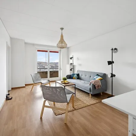 Daire Cozy In The Heard Of Sonnegg Zürih